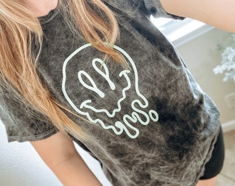 Drip Smiley Face T-shirt & Sweatshirt