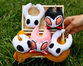 Keychain Hollow Knight, Ghost, Young Pure Vessel, baby Hornet, Shade Mosscreep, Grimm and Nightmare King Grimm head keychains