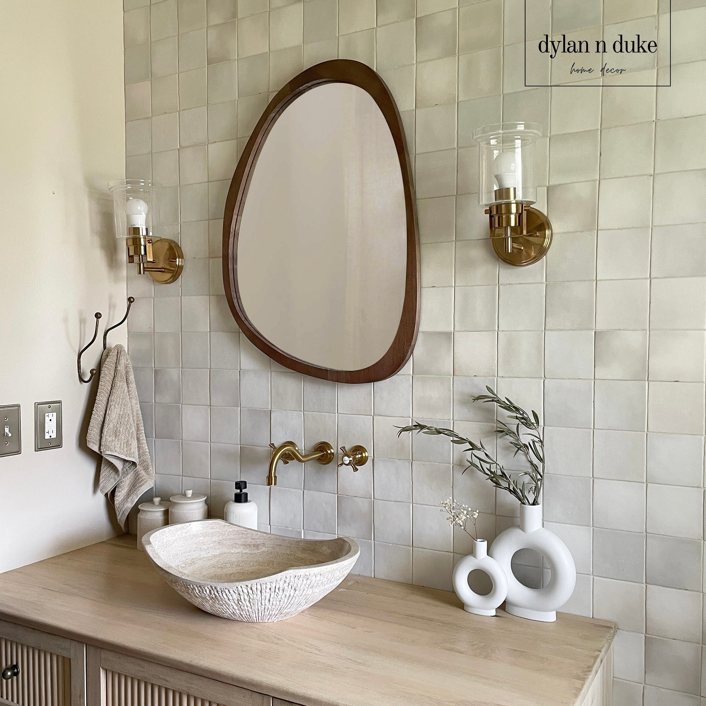  Espejo de pared irregular para decoración, espejo asimétrico de  madera, moderno espejo grande de baño, espejo decorativo único de 20 x 30  pulgadas para entrada, dormitorio, sala de estar, baño 