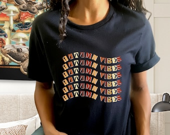 Fall Apparel AUTUMN VIBES Tee Fall Vibes TShirt | Retro Font Fall Crewneck | Autumn Crewneck Vintage Aesthetic | 70s Retro Graphic TShirt