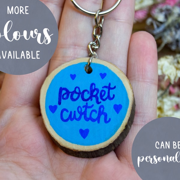 Pocket Cwtch Wood Slice Keyring | Personalised Pocket Hug Keyring Gift | Wooden Slice Token | Welsh Thinking of You Gift