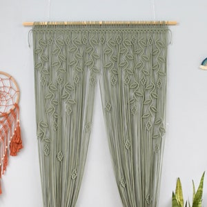 Macrame Leaf Curtain: Handmade Cotton Wedding Backdrop