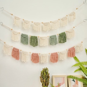 Macrame Garland, kleurrijke Macrame Bunting, Boho Banner Decor, Teen Room Decor, Feestdecoratie, Macrame Vlag, Afstudeerfeest