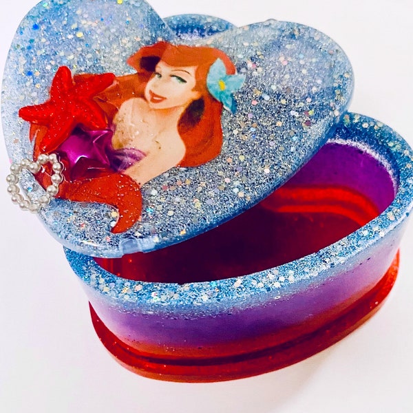 Little Mermaid Ariel-inspired epoxy resin trinket ring box