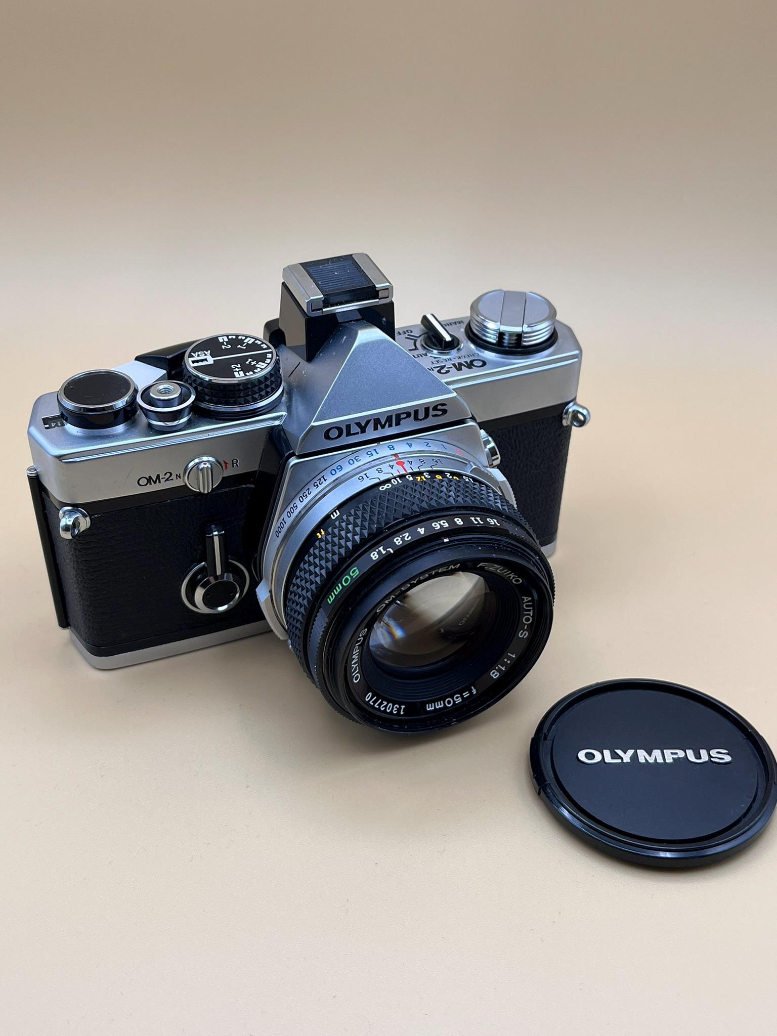 Olympus Om-2n With Olympus Zuiko 50 Mm F/1.8 - Film Camera 35 Mm