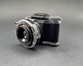 EljY Lumiere - Super Eljy Type 3 - Subminiature Camera ca 1935