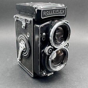 Rolleiflex 2.8 C - Xenotar 80 mm f/2.8 [ CLA June 2026 ]