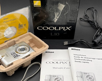 Nikon Coolpix L10 - Digital Compact Camera 5MP