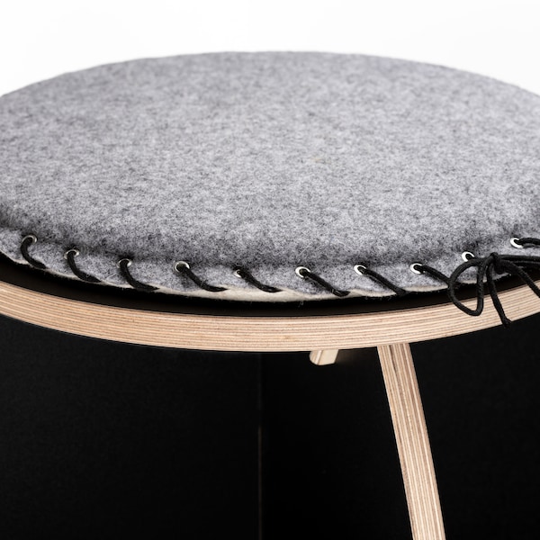 Coussin d'assise design en feutre de laine, coussin réversible, fait main, bicolore, beige et gris
