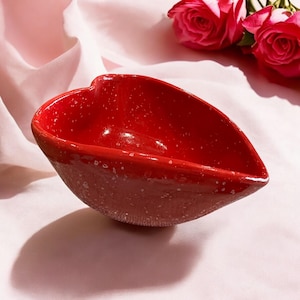 Valentines serving bowl
