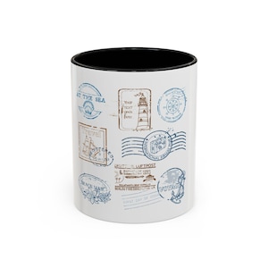 Taza, diseño de postal costera, regalo para amantes de la playa, taza con temática oceánica, taza de café junto al mar, recuerdo de vacaciones de verano