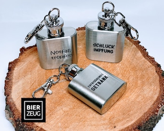 Mini Flachmann als Schlüsselanhänger, Edelstahl, 25ml - Mit Schraubverschluss und verschiedenen gravierten Inschriften