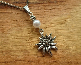 Kette mit Edelweiss Anhänger, Trachtenschmuck, handgemacht, Trachtenkette, Dirndlkette, Edelweiß, Kette Edelweiss