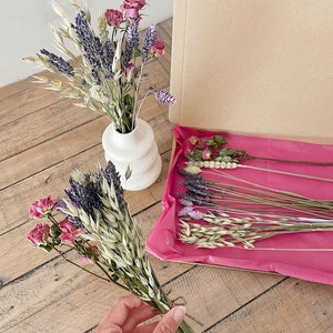 Letterbox Dried Flowers | Lavender Rose Oats | Small Mini Dried Flower Bouquet UK