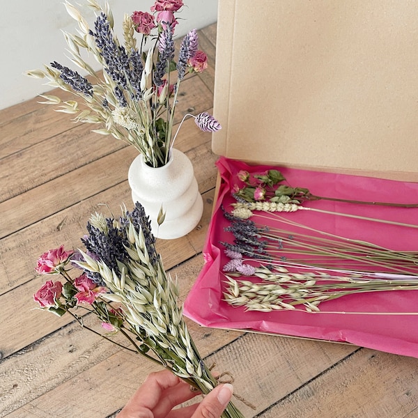 Letterbox Dried Flowers | Lavender Rose Oats | Small Mini Dried Flower Bouquet UK