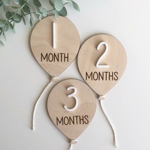 Wooden Monthly Milestone Balloon for Baby Photos | Newborn Milestone Signs | Baby Shower Gift | Birth Announcement