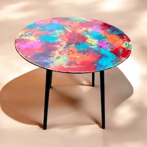 one of a kind hand painted vibrant original resin side/coffe table. 40cm/15.75 inches. Heat resistant. Maximalist|colourful table|Chic decor