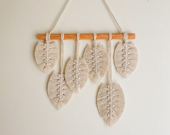 Macrame Leaf Wall Hanging | Boho Summer Wall Decor | Leaf Macrame Wall Hanging | Boho Wall Hanging | Feather Wall Art | Feather Macrame