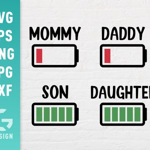 Livelli della batteria della famiglia SVG | Magliette divertenti abbinate per la famiglia | Magliette regalo mamma figlia papà figlio File facili da tagliare per Cricut Silhouette