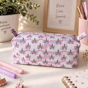 Eenhoorn etui van gevoerd katoen – Pastelroze meisjes etui – Schooltas, make-uptas of toilettas – Handgemaakt