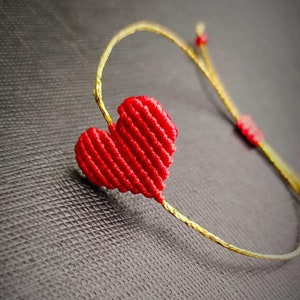 Braccialetti a cuore macrame, braccialetto macrame, braccialetto cuore, cuori, braccialetti amore, braccialetti amicizia, gioielli macrame, boho immagine 5