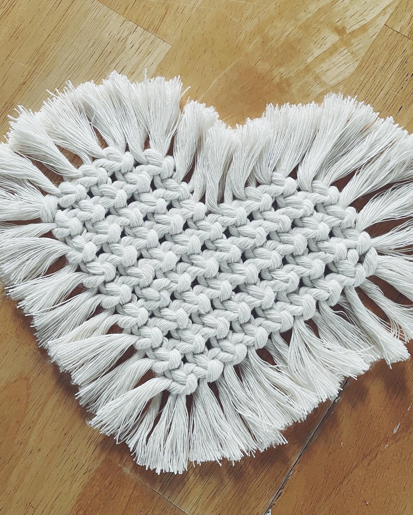 Heart shaped macrame trivet / decor mat / coaster Etsy