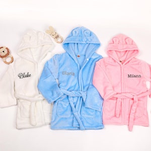 Personalized Embroidered Plush Baby Robe, Embroidered Baby Robe, Toddler Bath robe, Kids Dressing Gown, Great Newborn Gift, Baby Shower Gift