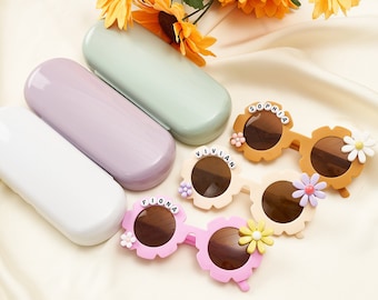 Lunettes de soleil personnalisées avec nom floral pour filles, lunettes de soleil marguerite personnalisées pour enfants, cadeau pour tout-petit, cadeau de Pâques, cadeau d'anniversaire personnalisé