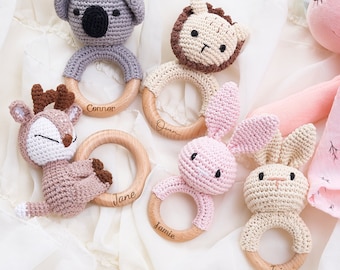 Personalized Animal Crochet Rattle, Baby Shower Gift, Custom Wooden Baby Rattle, Crochet Rattle Toy, Newborn Gift for Christmas, Baby Gift