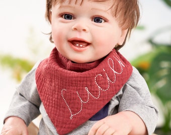 Babero personalizado bordado, muselina de doble gasa, babero de bebé personalizado, regalo de bebé personalizado, regalo de bebé personalizado, regalo de bebé bordado
