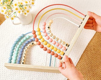 Ábaco Montessori personalizado, ábaco arcoíris de madera grabado a medida, regalo para niños pequeños, baby shower y primer cumpleaños.