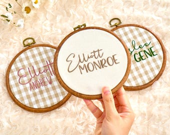 Personalisierte gestickte Baby Bekanntgabe Zeichen, Baby Geburtsankündigung, Neugeborenen Namensschild für Krankenhaus, Baby Namensschild, Babypartygeschenk