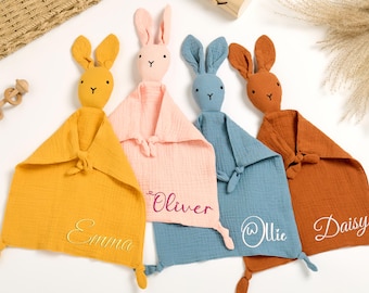 Personalisierte Kaninchen Musselin Baby Tröster ， gestickte Schmusetuch, Babyparty Taufgeschenk, Ostern Andenken