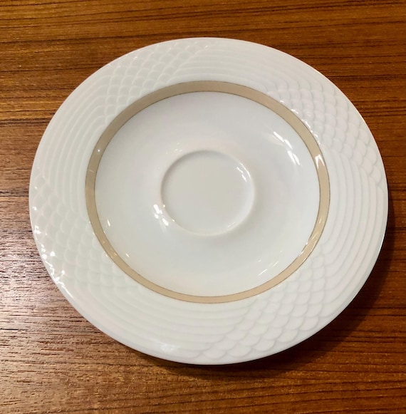 Leonard of Paris Hutschenreuther Scala Estoril Fine China Purple