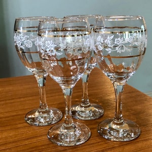 Pasabahce Circle Art of Glass White Rose Gold Band Swirl Texture Design Wine Glass Barware SET of 4 Made in Turkey
