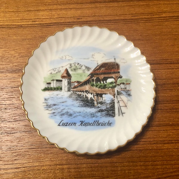 Luzern Switzerland Kapellbrucke Chapel Bridge Reuss River Tourist Attraction Porcelain Souvenir Memento Trinket Dish Round Ruffle Edge