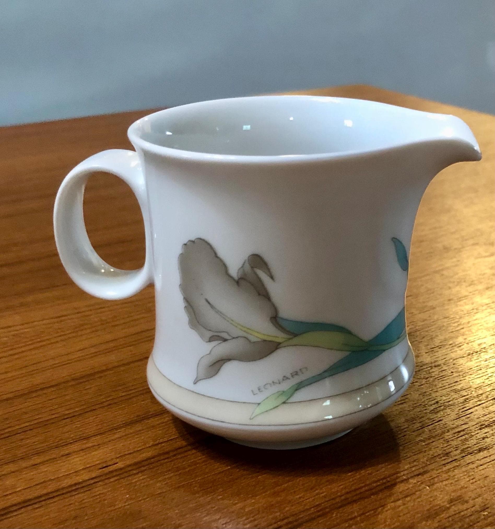 Leonard of Paris Hutschenreuther Scala Estoril Fine China Purple