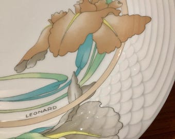 Leonard of Paris Hutschenreuther Scala Estoril Fine China Purple