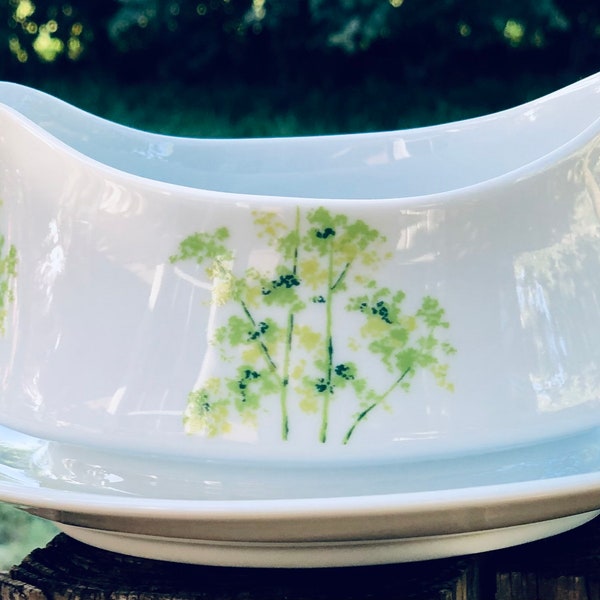Mikasa Tree Tops Gravy Sauce Boat w/Attached Underplate Botanical L5015 Forest Nature Green Grand Millennial Formal Casual Table Japan 1970s
