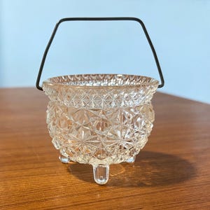 Fenton Daisy and Button - Etsy
