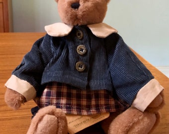 Boyd's Bears 20th Anniversary Collection 1999 Artisan Series Sarah