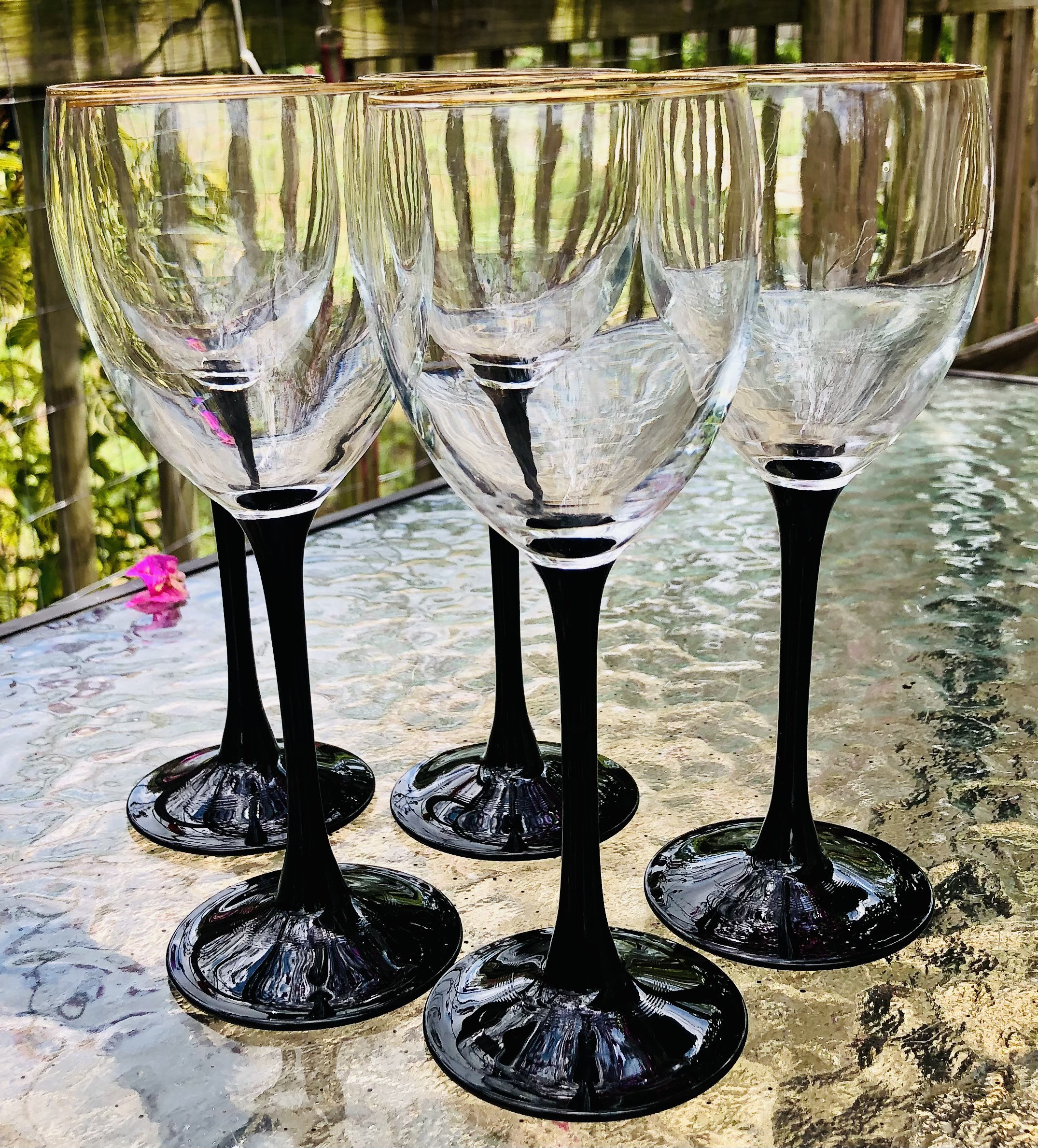 Luminarc wine glass deals