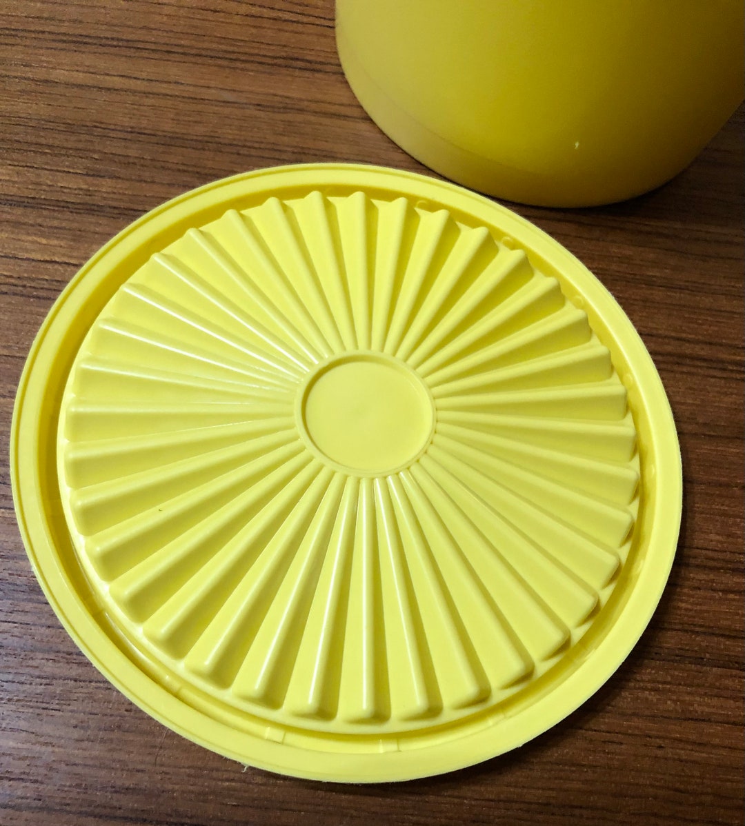 Vintage Tupperware Servalier Sunny Daisy Yellow Storage Canisters and