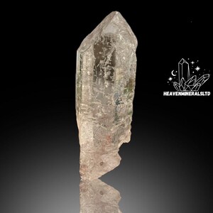 Cristal de cuarzo transparente con hermosos patrones de Skardu, Pakistán A12