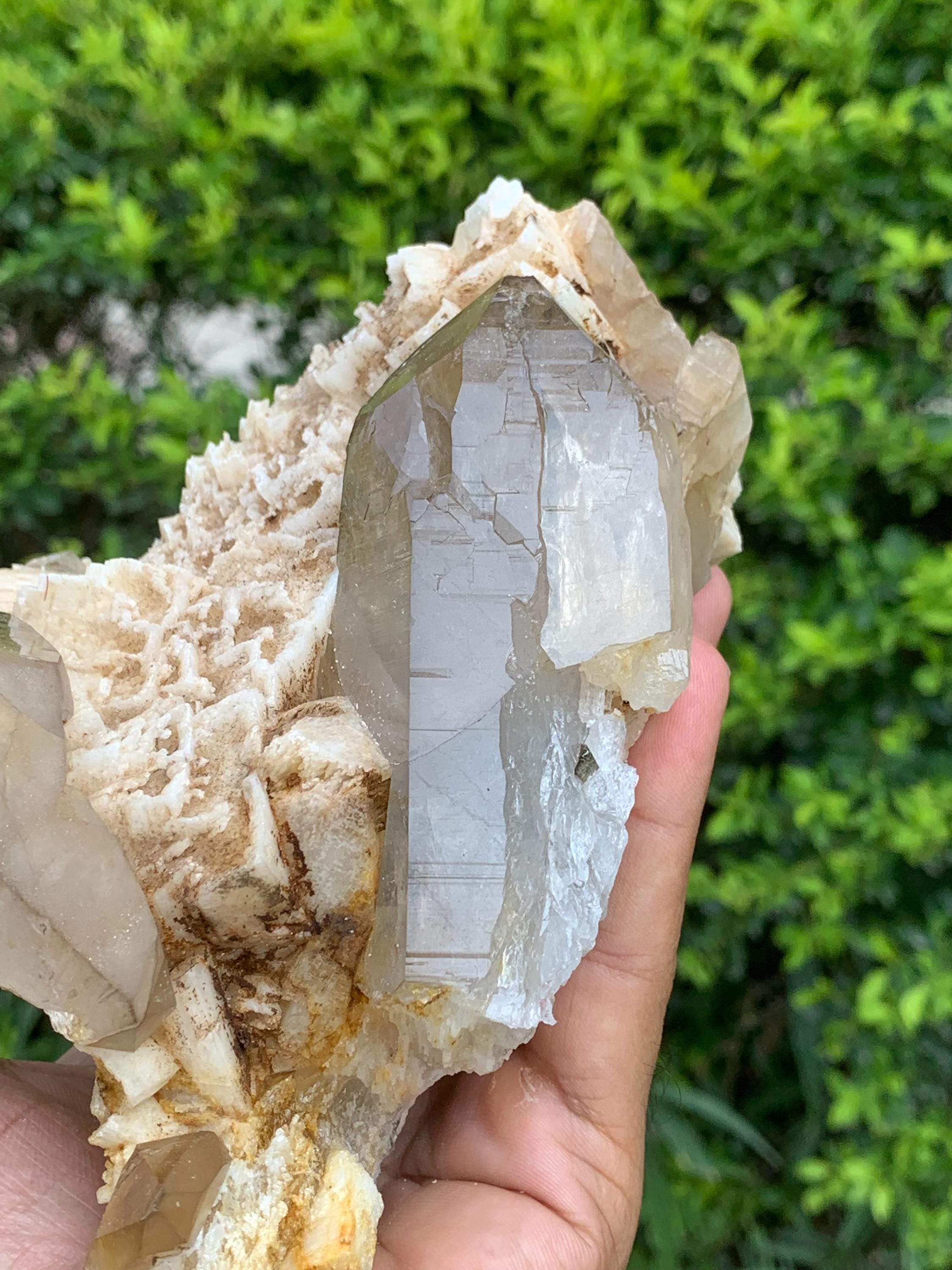 ヒマラヤ産スモーキークォーツ結晶、アルバイト、長石複合標本