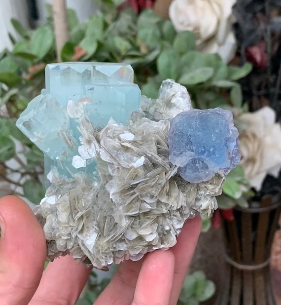 アクアマリンクリスタル、蛍石、白雲母標本 - Etsy 日本 アクアマリンクリスタル、蛍石、白雲母標本 - Etsy 日本