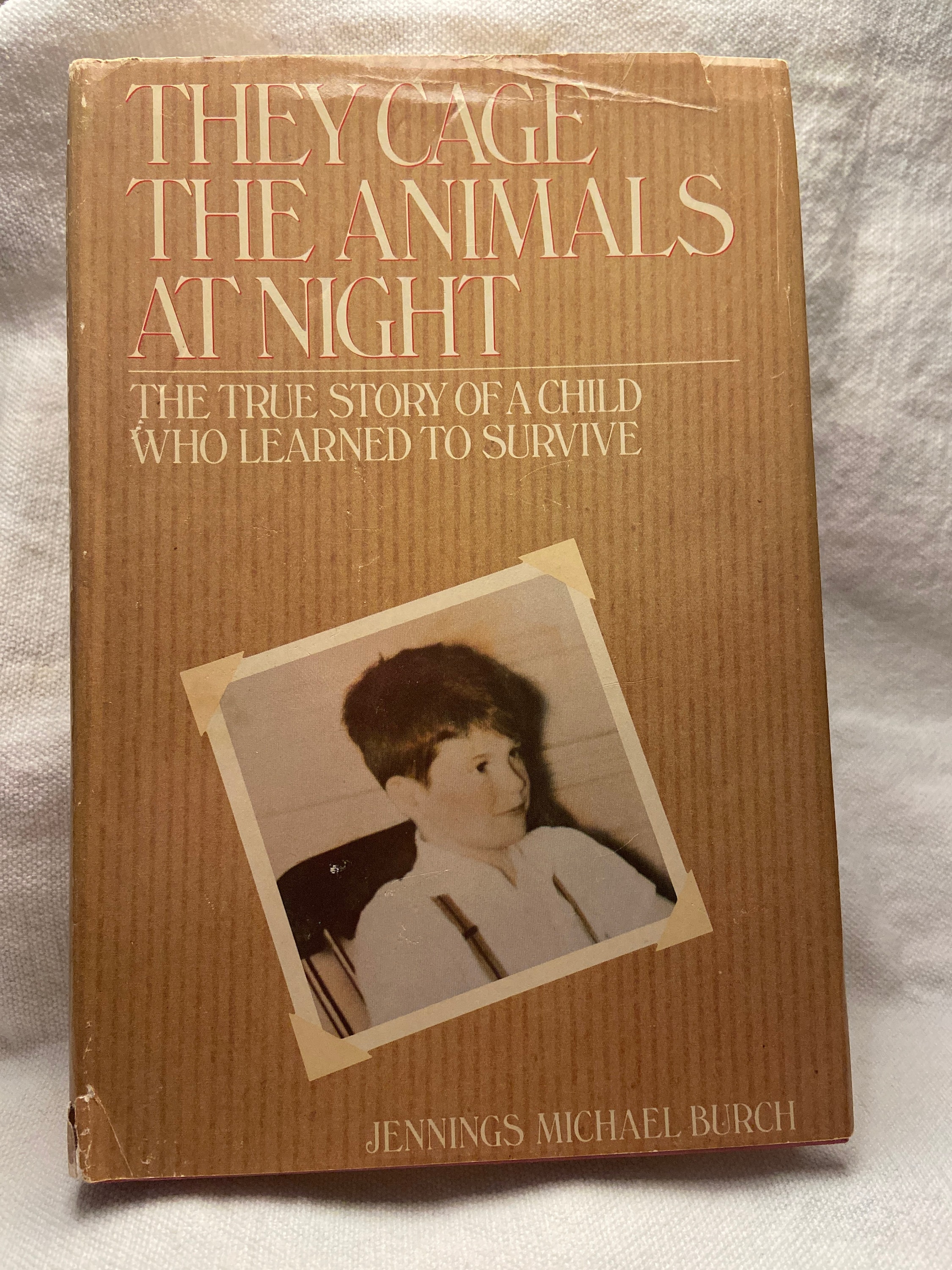 1984 They Cage Animals at Night de Jennings Etsy