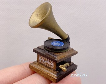 Vintage Silver Metal Gramophone Miniature Music Record Player Trinket Pill Box Pillbox Dollhouse Furniture Gift Idea