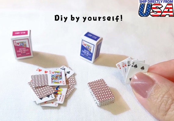 Jeu de 54 cartes dans boîte plastique