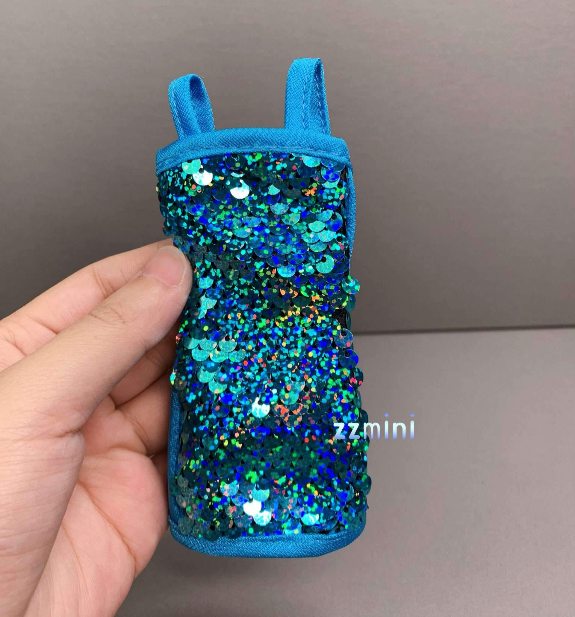 Kaufe Mode Mini Puppen Flauschige Kleidung Pelzigen Mantel Nette Puppen Kleidung Kinder Kleid Up Spielzeug Mädchen Geschenke Zum Preis Ab 173